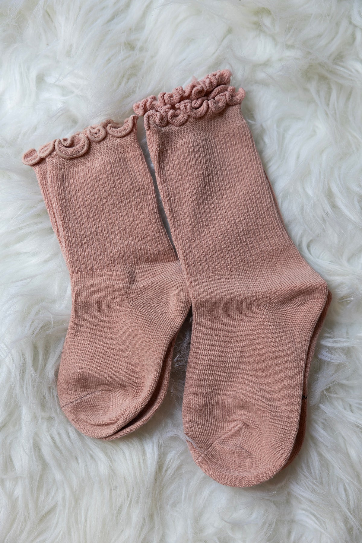 Dusty pink ankle socks